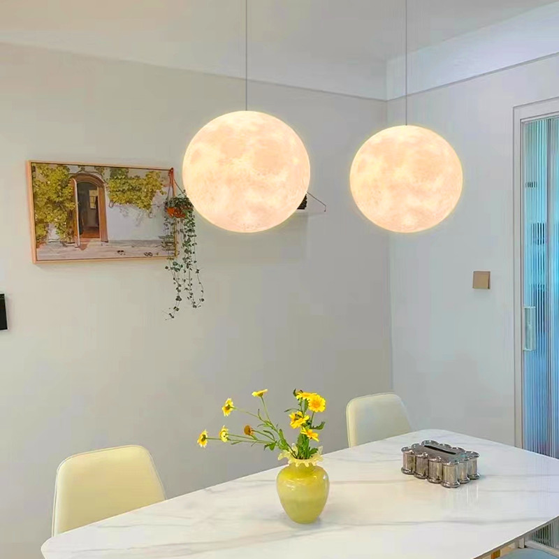 Lampadario lunare con stampa 3 - Commercial Road Printing recensione e prezzo
